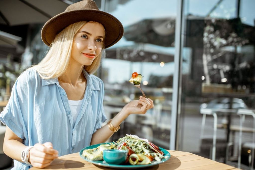 Déjeuner anti-stress : quel alimentation bien-être pour le midi ?