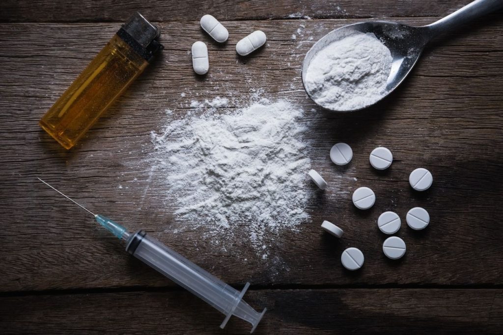 Drogue dure : comment arrêter l’héroïne tout seul ?